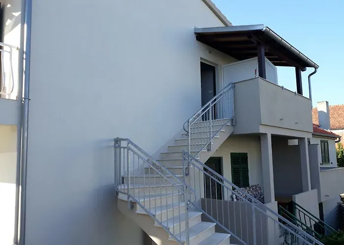 Diana Apartman Biograd Na Moru