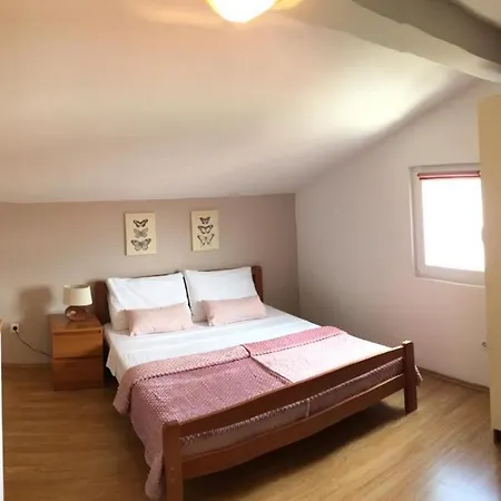 Apartment Diana Biograd Na Moru